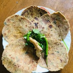 A picture of Rajgira thepla.