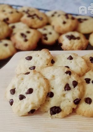 A picture of Butter Cookies with Chocolate Chips.
