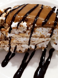 Una foto de Tarta toffee con galletas
