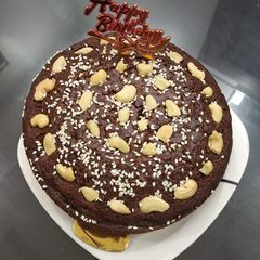 A picture of Chocolate oreo cake.