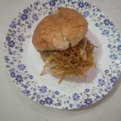 A picture of Chowmin burger.