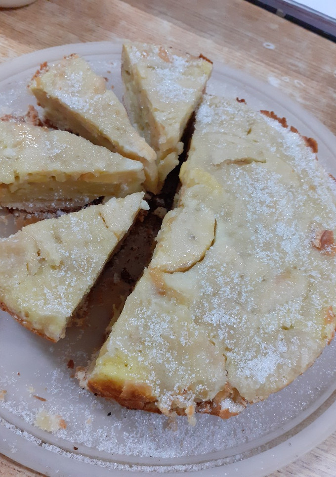 Una foto de Torta de manzana riquísima y fácil!