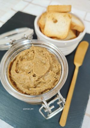 Una foto de Paté de boletus y castañas al Pedro Ximénez