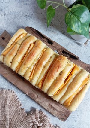 Foto resep Roti Sisir Keju Smoked Beef