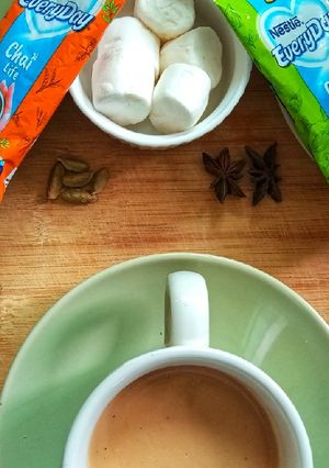 A picture of Karak masala chai.