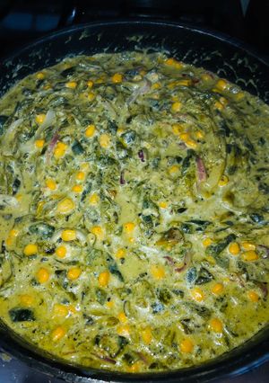 Una foto de Rajas poblanas con queso y nata