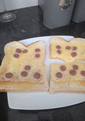 A picture of Miny bread pepperoni pizza.