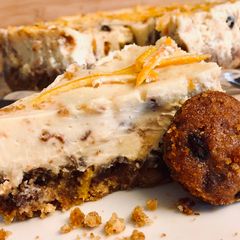 A picture of Christmas Cake Cheesecake.