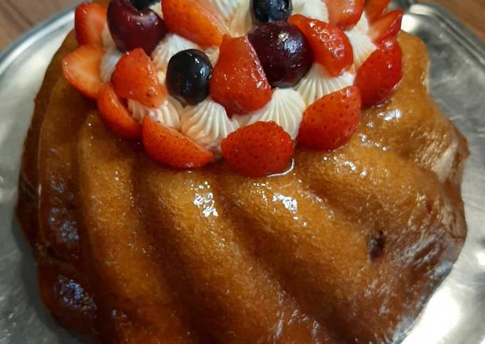 Savarin aux fruits rouges