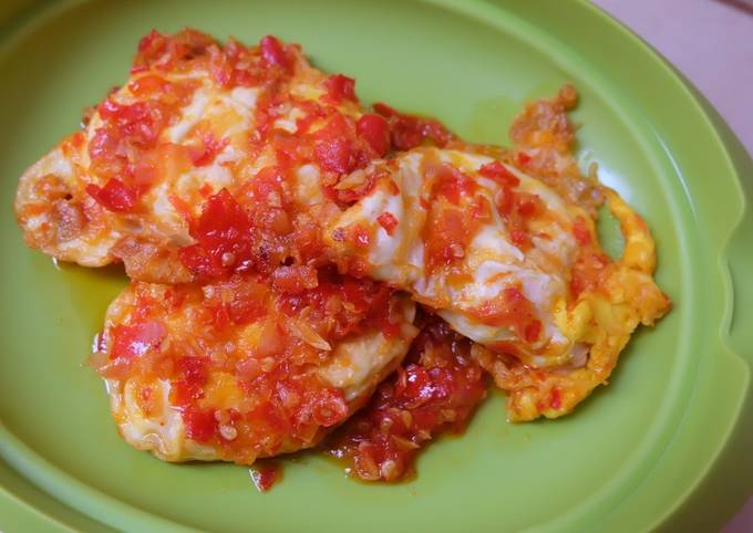 Telor ceplok balado