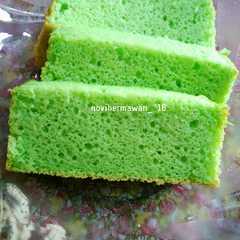 A picture of Bolu pandan putih telur.