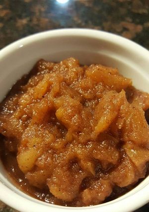 A picture of Instant Pot Applesauce.