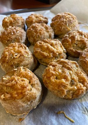 Gluténmentes burgonyás pogácsa recept fotója