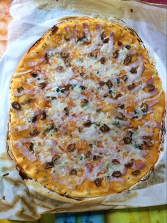 Foto principal de Pizza beicon y dátiles
