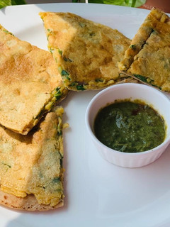 A picture of Roti cheela.
