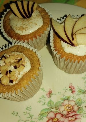 Una foto de Muffins de manzana y canela