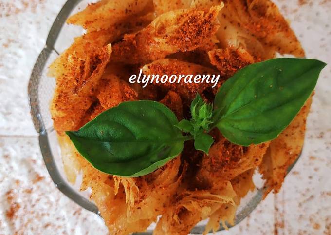 Resep Keripik kulit lumpia oleh elynooraeny - Cookpad