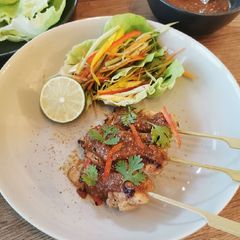 A picture of Chicken Yakitori, crunchy lettuce wrap.