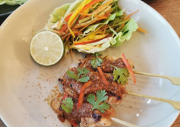 Chicken Yakitori, crunchy lettuce wrap