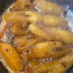 A picture of Sweet plantain with cinnamon.