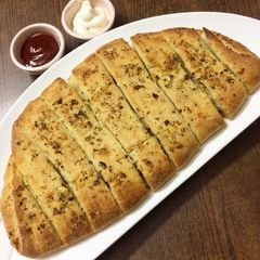 A picture of Garlic bread.