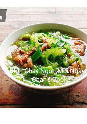 Hình của món Canh mướp đắng chay.