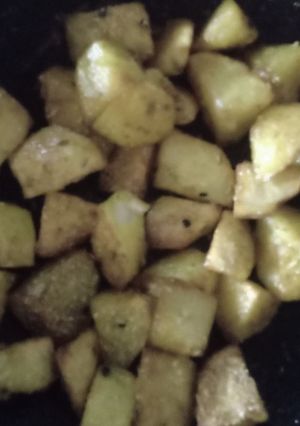 A picture of Fried potato.