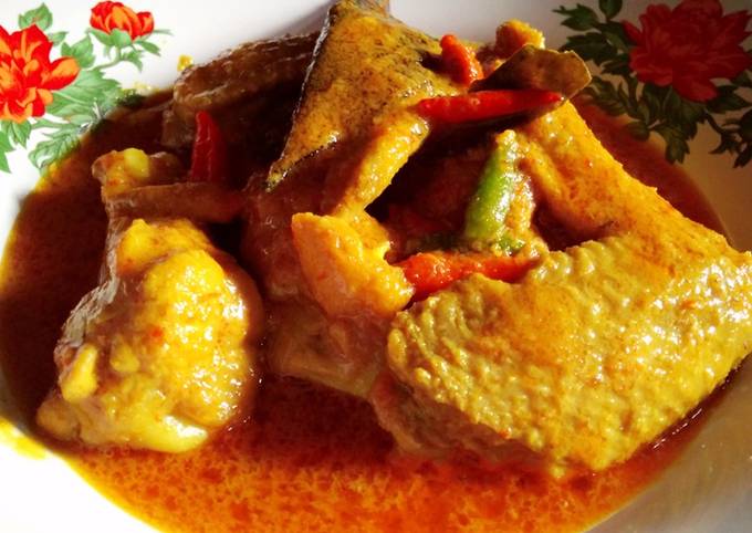 Gulai sayap ayam