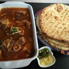 A picture of Beef Paaya😋😋😋.