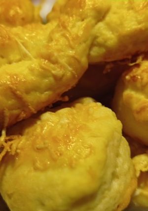 Sajtos -tejfölos pogácsa recept fotója