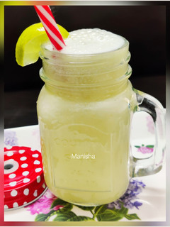 A picture of Fresh Sweet lime lemonade.