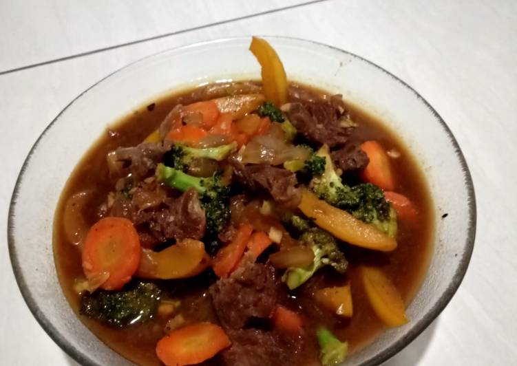Resep Daging sapi, brokoli, wortel lada hitam oleh Aisyah ...