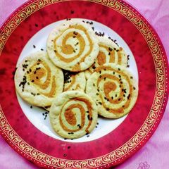 A picture of Besan Masala Papdi.