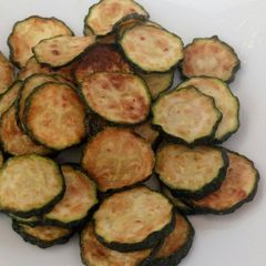 A picture of Zucchine crisps.