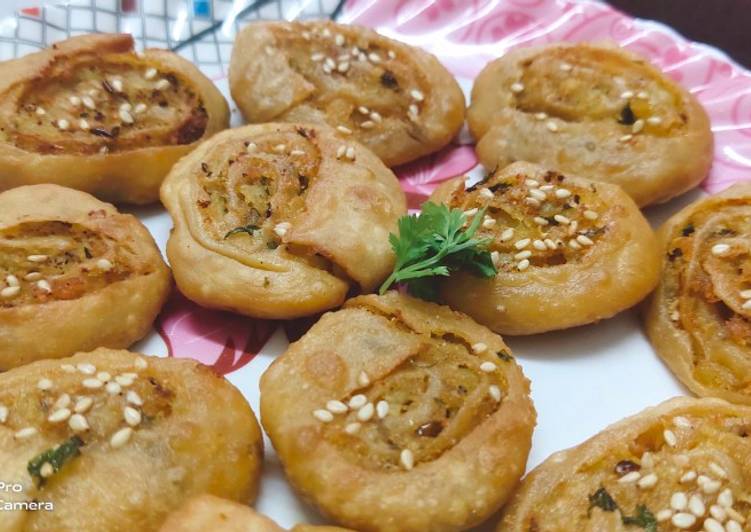 Steps to Prepare Favorite Potato Pinwheels