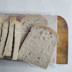 Sourdough Roti Tawar Bunga Telang-レシピのメイン写真