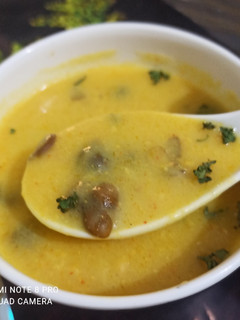 ऑयल फ्री चने की कड़ी (oil free chane ki kadhi recipe in Hindi) रेसिपी मुख्य फोटो