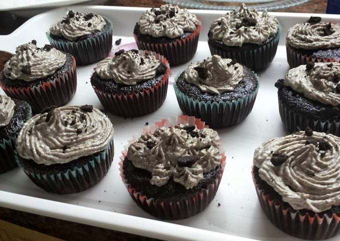 Oreo buttercream cheese frosting