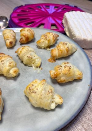 Une photo de Croissants feuilletés au reblochon