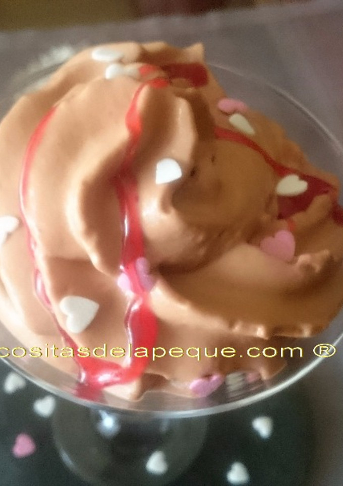 Una foto de Espuma de chocolate con sifón en Thermomix