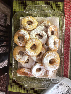 A picture of No-bake donuts.