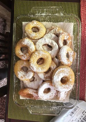 A picture of No-bake donuts.