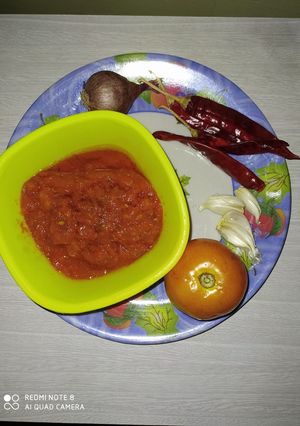 A picture of सिलबटे वाली तीखी टमाटर की चटनी.