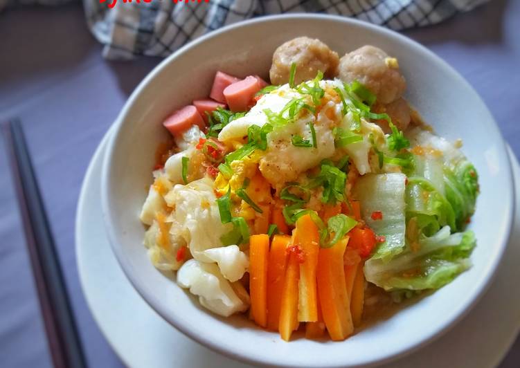 Recipe: Perfect 88. Budae Jjigae (부대 찌개)