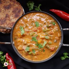 A picture of Mixed Vegetable Curry.