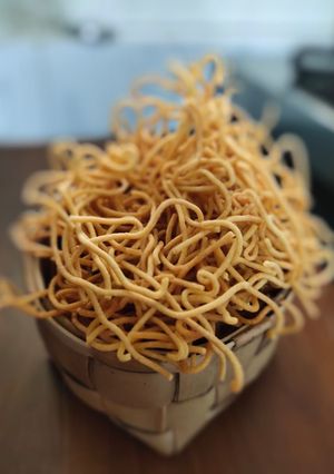 A picture of Besan sev.