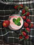 Strawberry oat milk Mommylicious