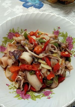 Foto resep Tumis Cumi Asin Pedas