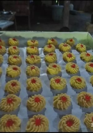 Foto resep Semprit strawberry 🍓