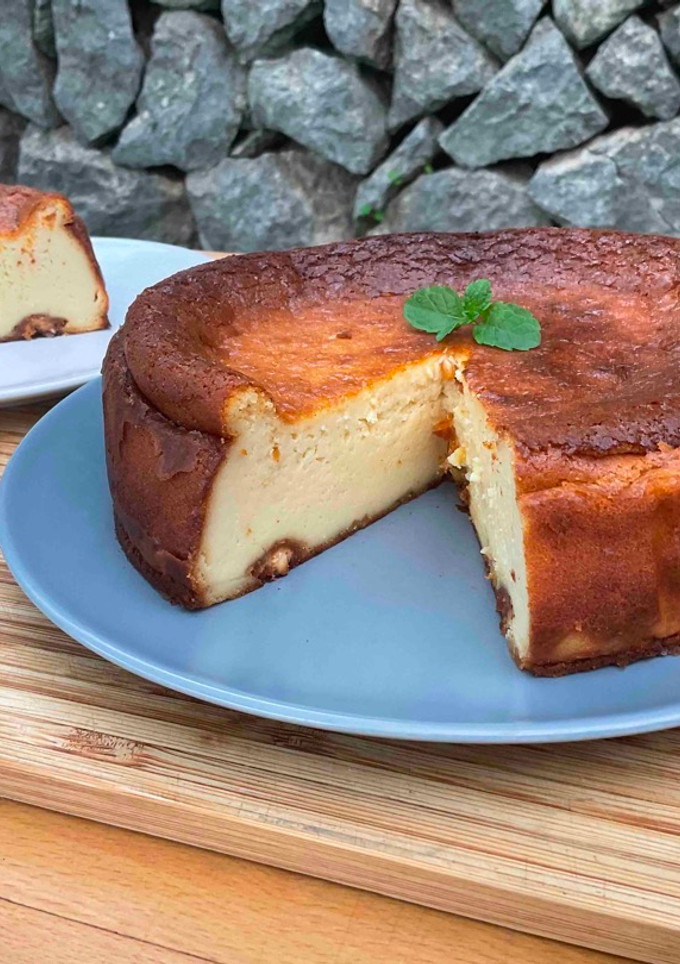 Una foto de Cheesecake de turrón postre navideño muy cremoso